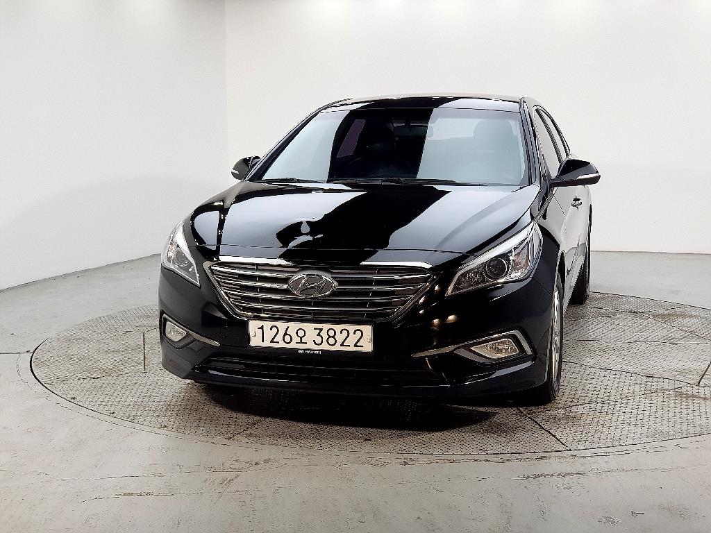HYUNDAI Sonata - Vista 2