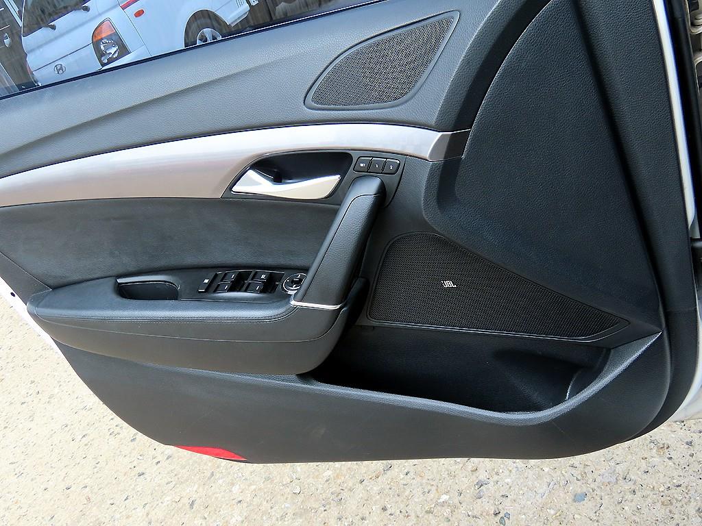 HYUNDAI i40 - Vista 11