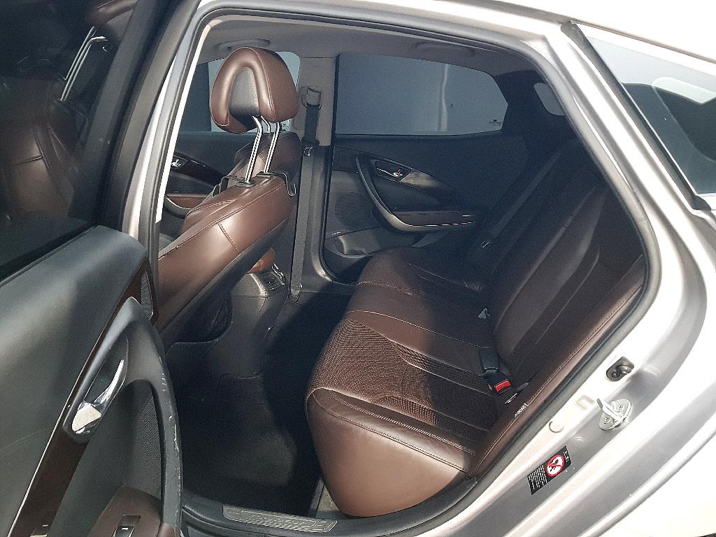 HYUNDAI Grandeur - Vista 9