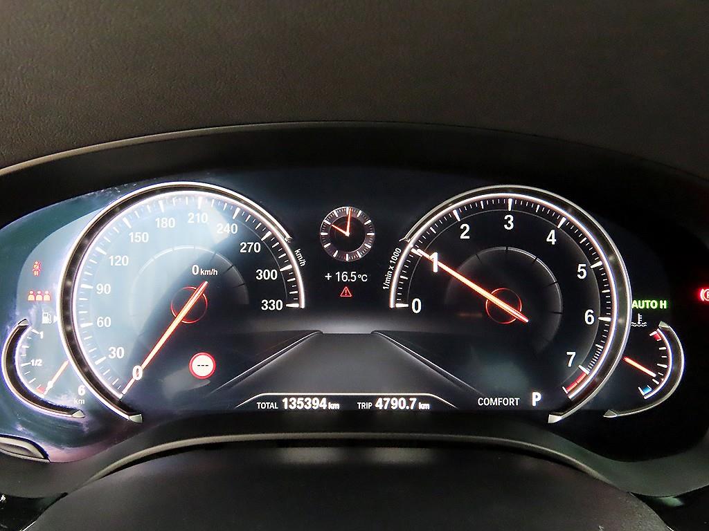BMW 5 Series - Vista 9