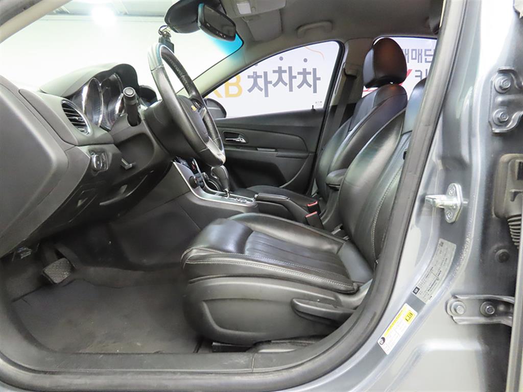 Chevrolet Cruise - Vista 5