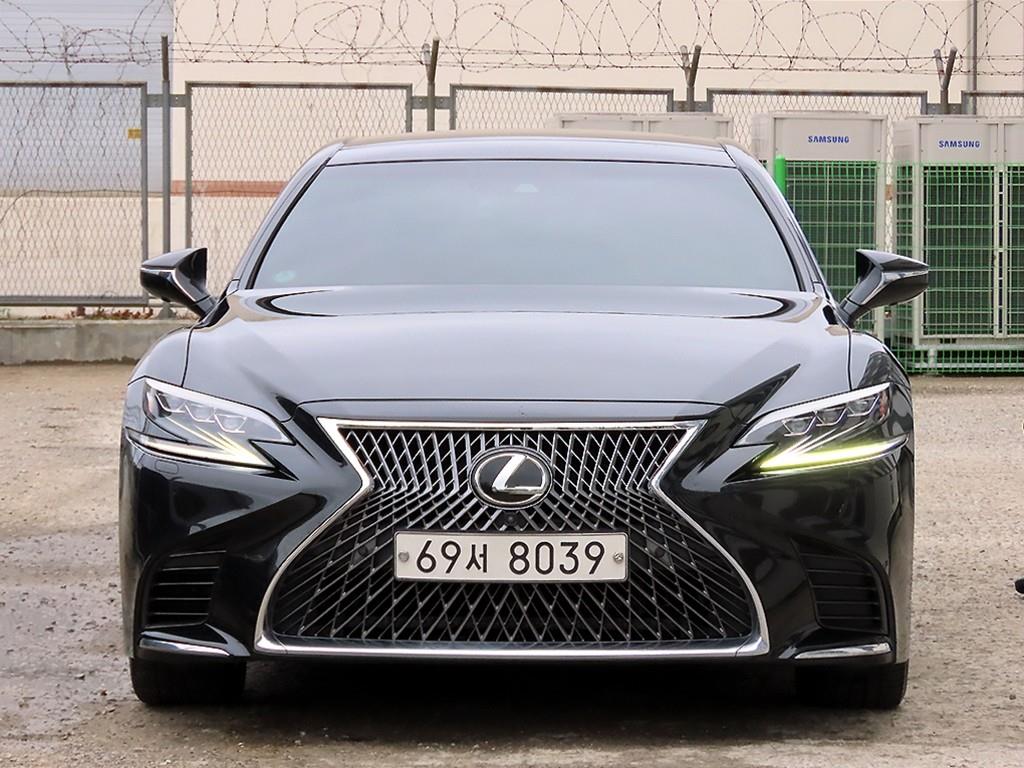 Lexus LS 2019 Negro - Importación desde Corea - HF Imports Iquique - Foto 1