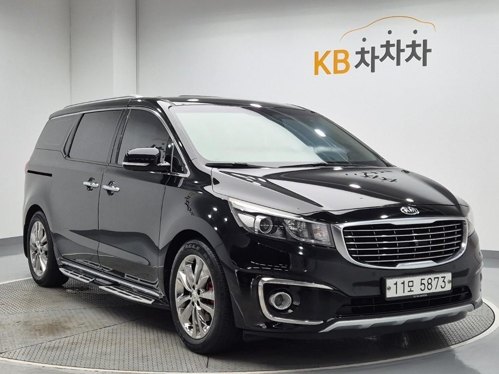 KIA Carnival - Vista 4