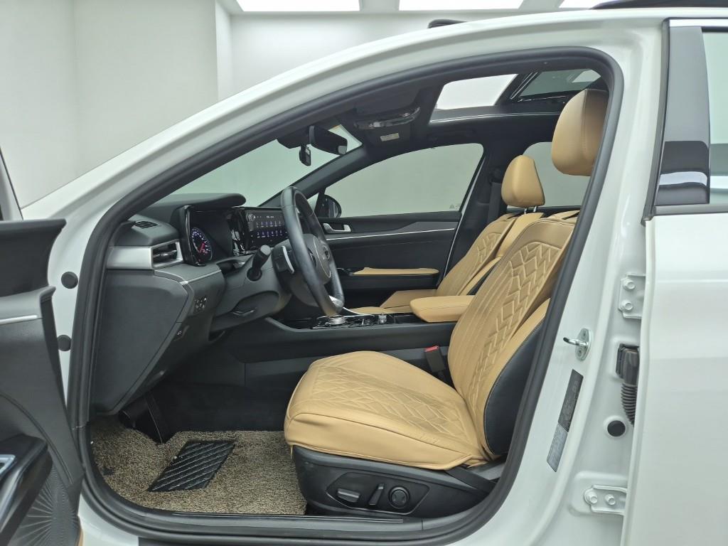 KIA K5 - Vista 11