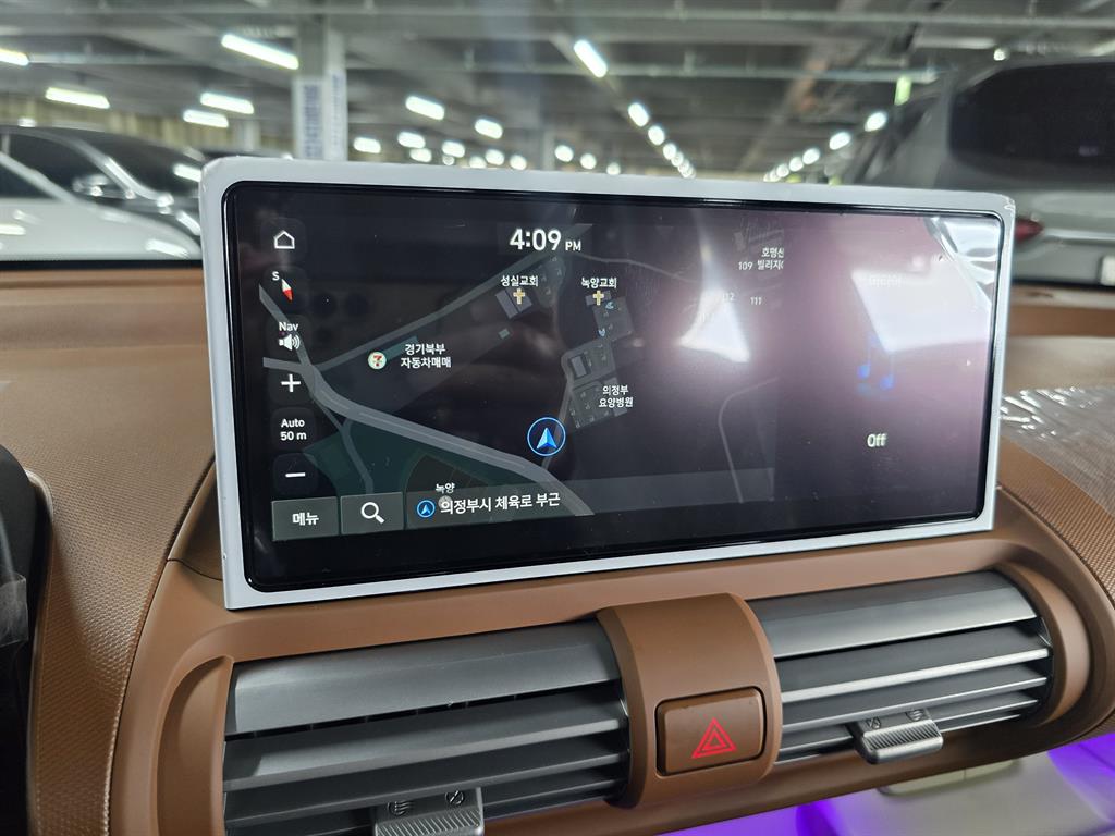 HYUNDAI Casper - Vista 10