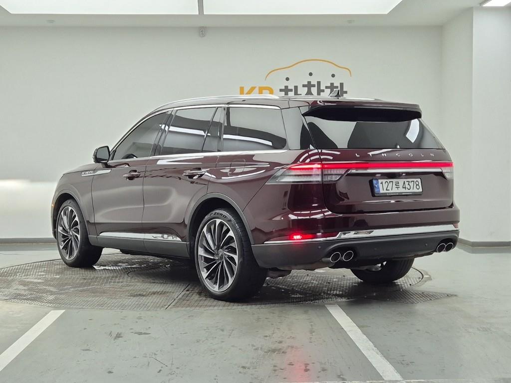 Lincoln Aviator - Vista 3
