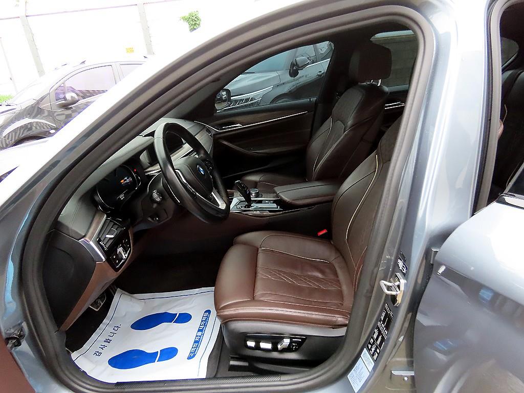 BMW 5 Series - Vista 5