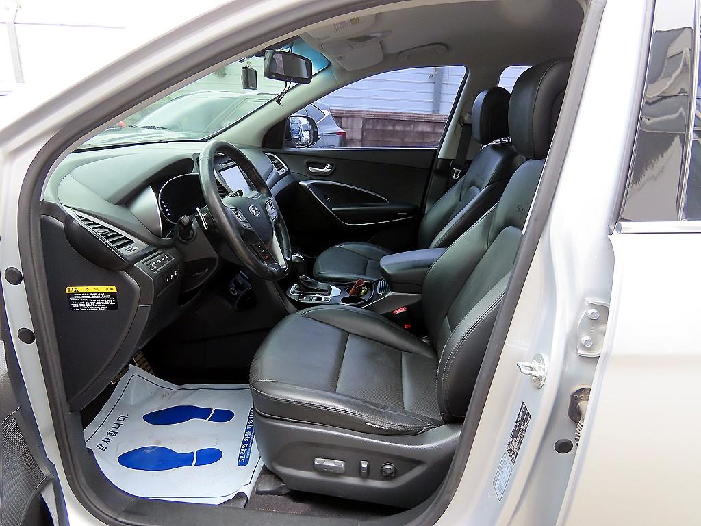 HYUNDAI Santa Fe - Vista 5