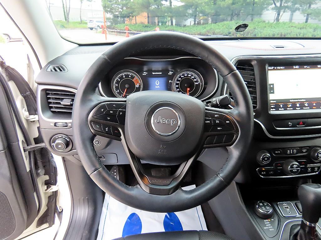 Jeep Cherokee - Vista 8