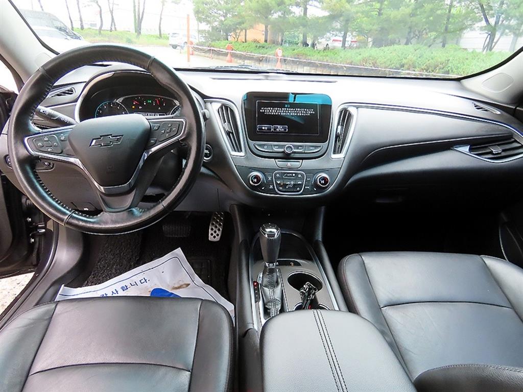 Chevrolet Malibu - Vista 7