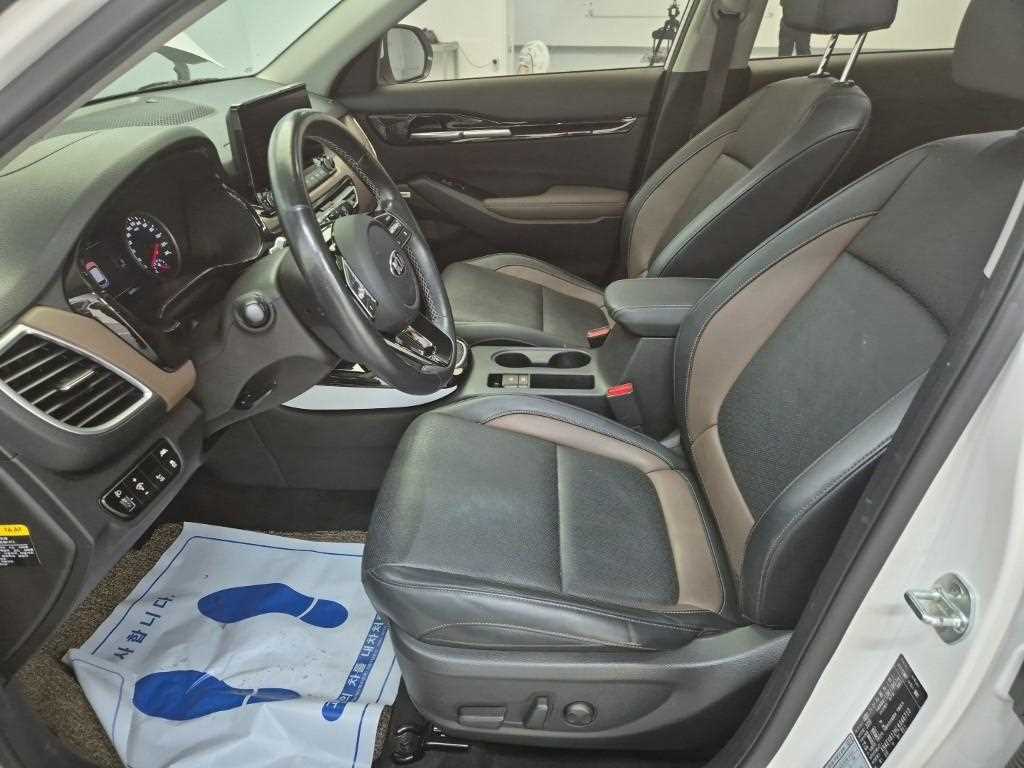 KIA Seltos - Vista 11