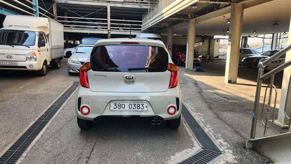 KIA Morning - Vista 3