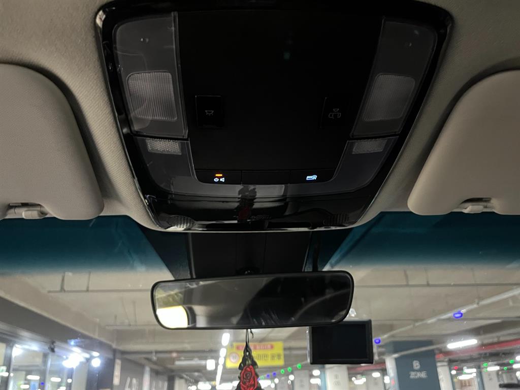 HYUNDAI Staria - Vista 10
