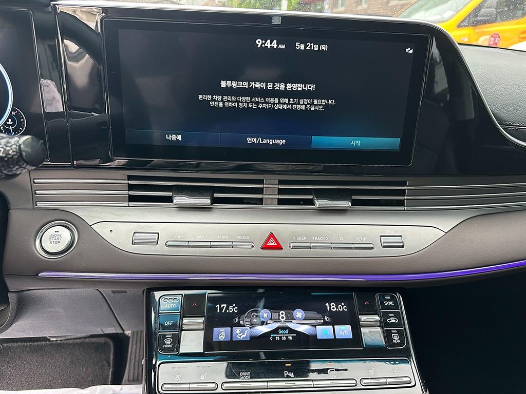 HYUNDAI Grandeur - Vista 10