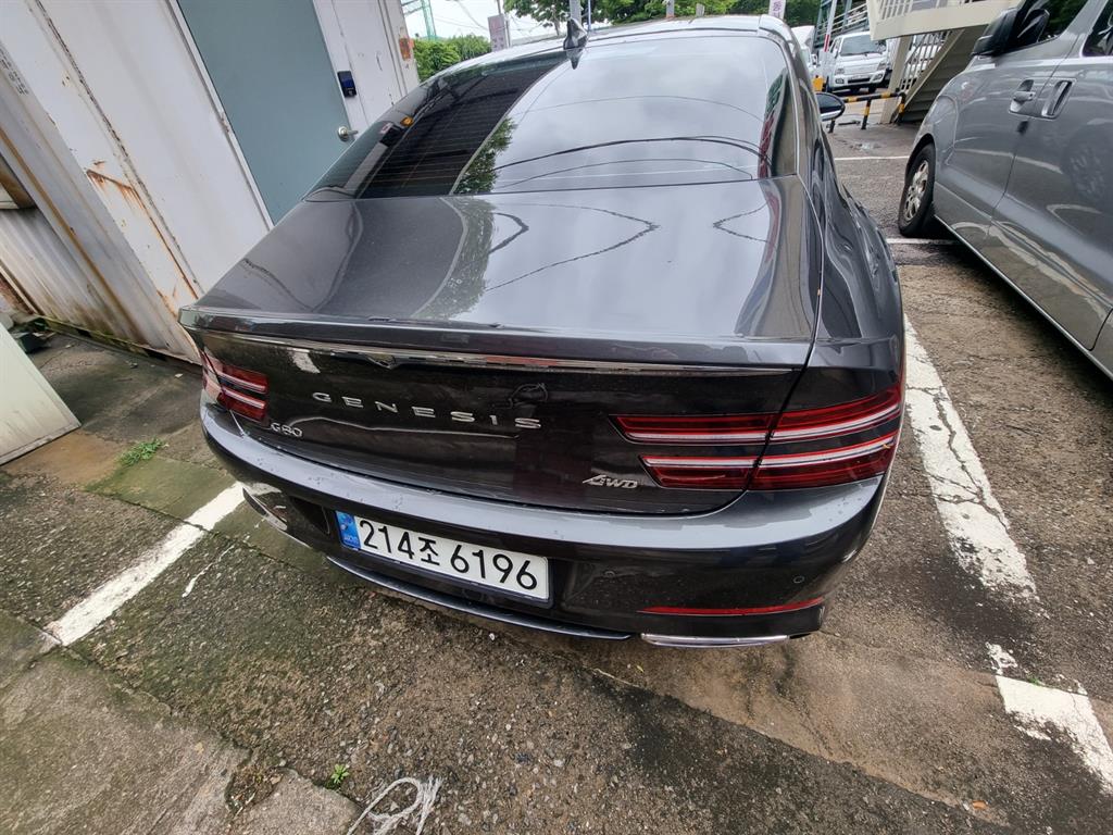 Genesis G80 - Vista 4
