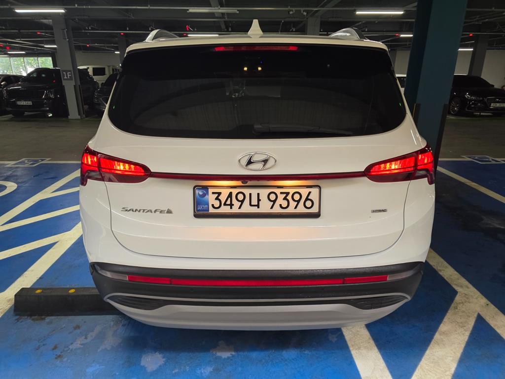HYUNDAI Santa Fe - Vista 5