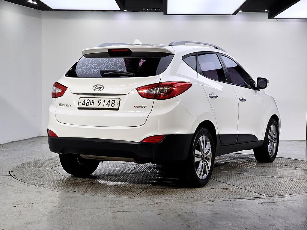 HYUNDAI Tucson - Vista 4