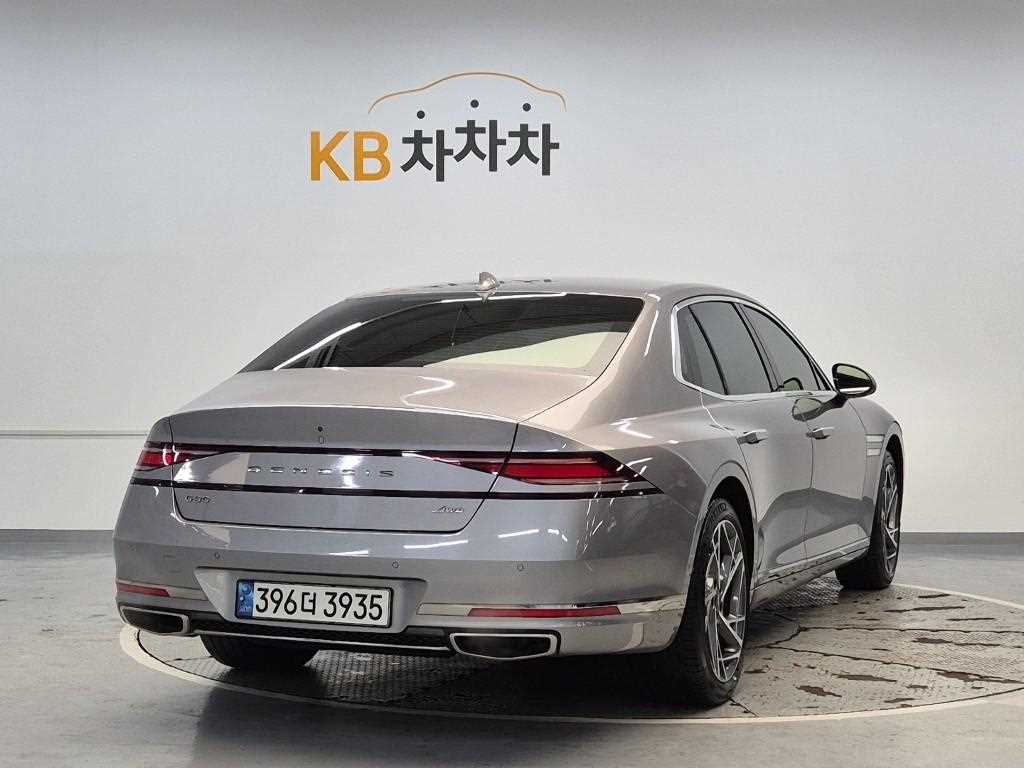 Genesis G90 - Vista 3