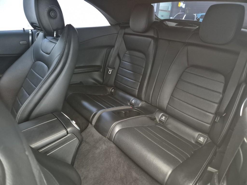 Mercedes Benz C Class - Vista 12