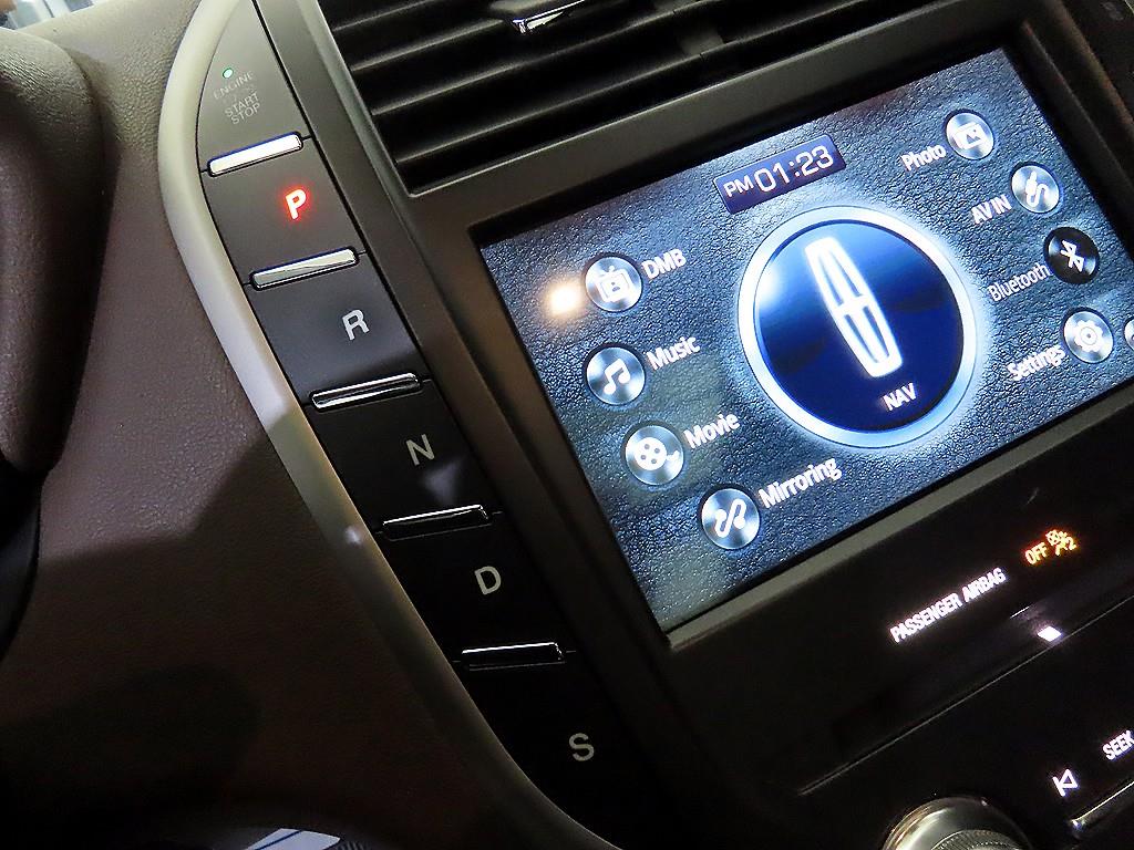 Lincoln MKC - Vista 12