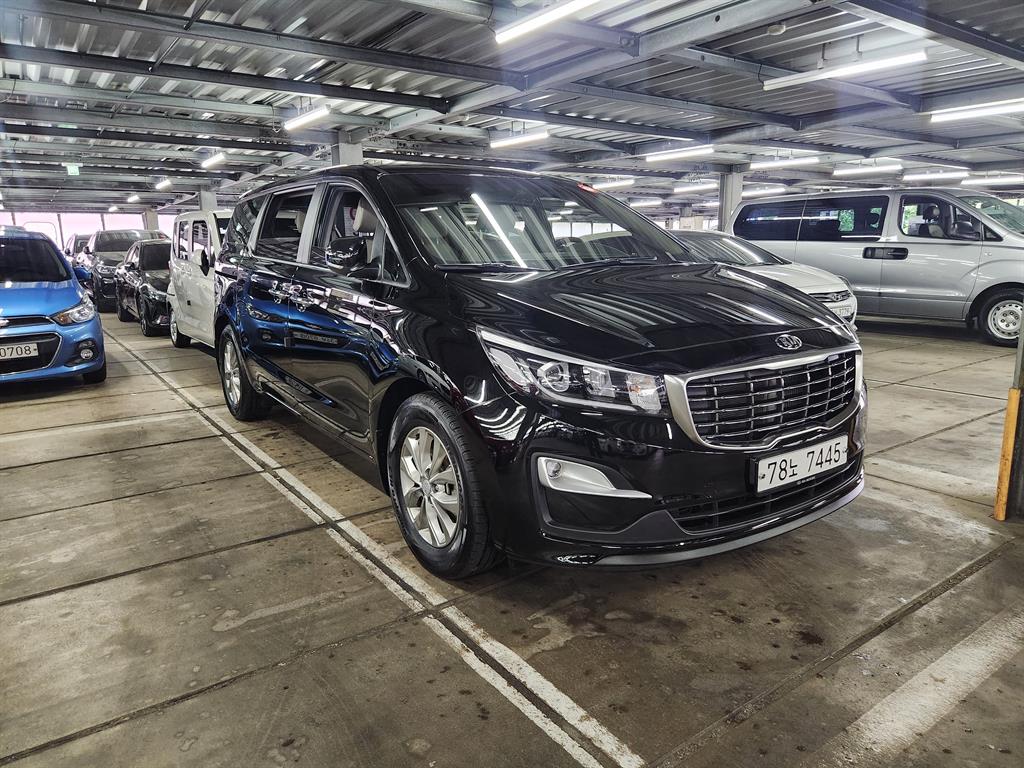 KIA Carnival - Vista 2