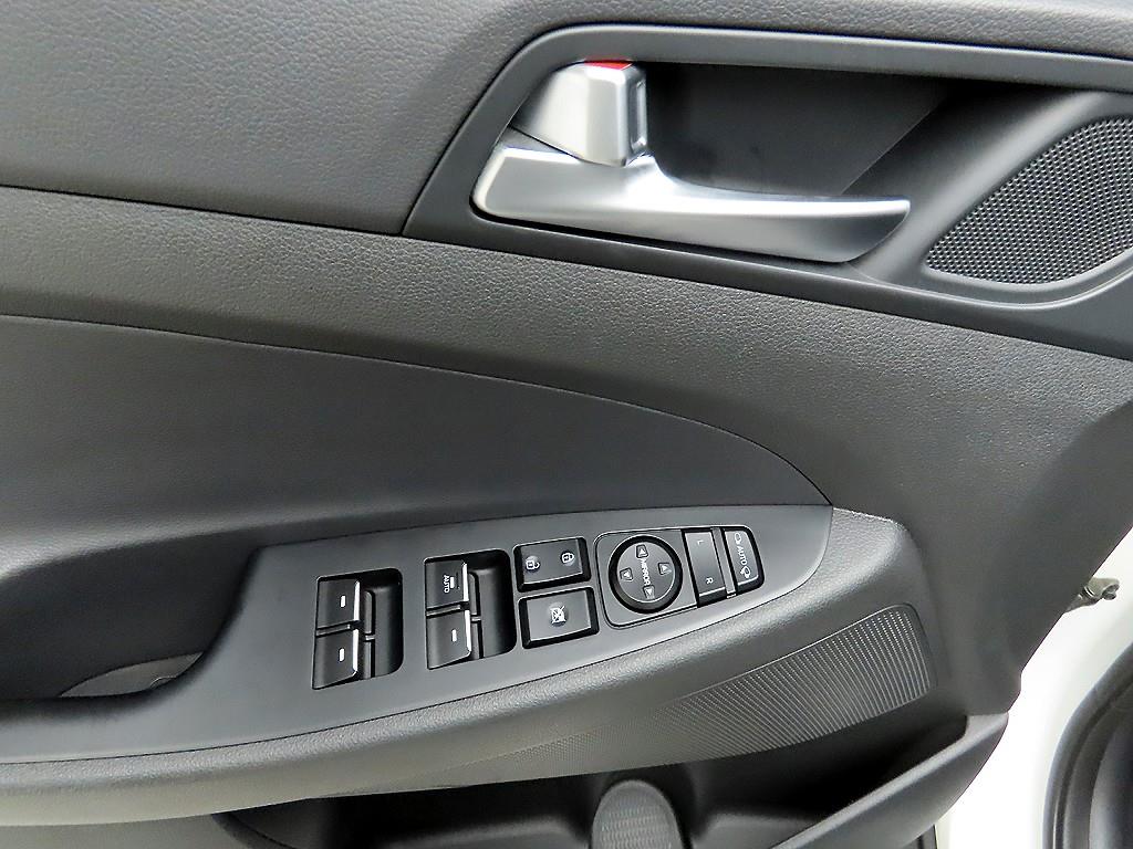 HYUNDAI Tucson - Vista 11