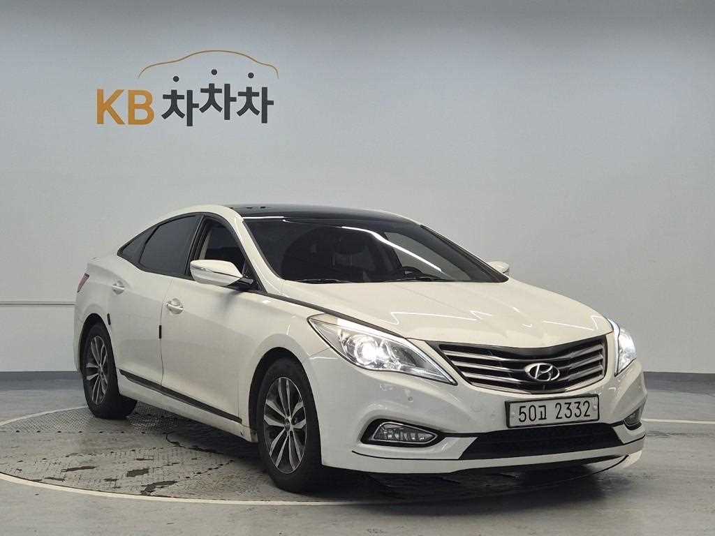 HYUNDAI Grandeur - Vista 4