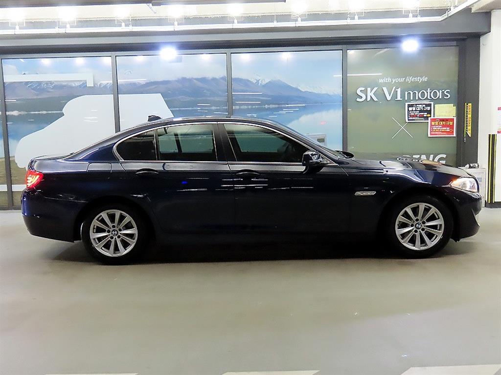 BMW 5 Series - Vista 3