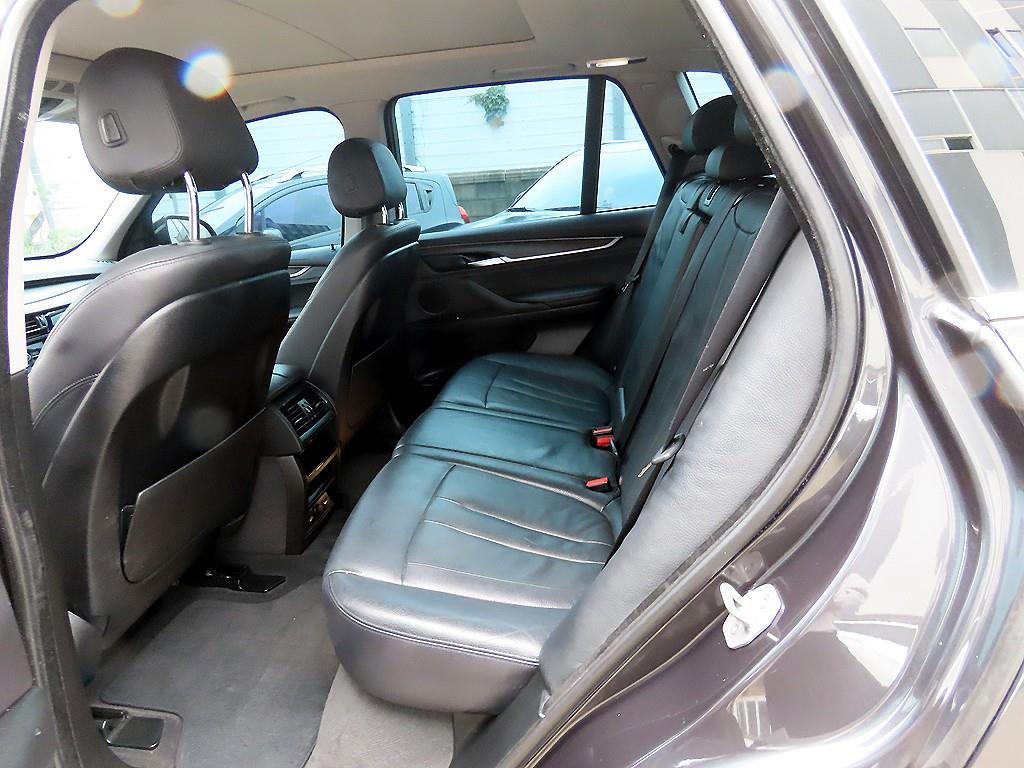BMW X5 - Vista 6