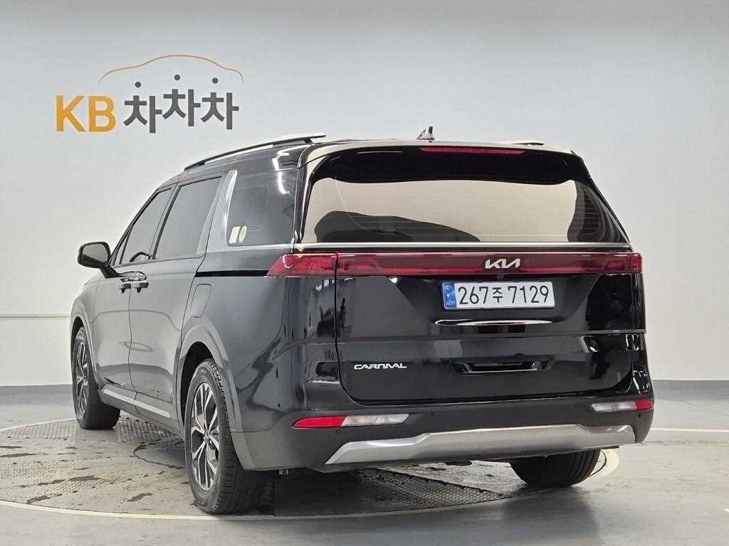 KIA Carnival - Vista 2