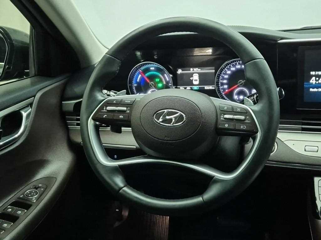 HYUNDAI Grandeur - Vista 9