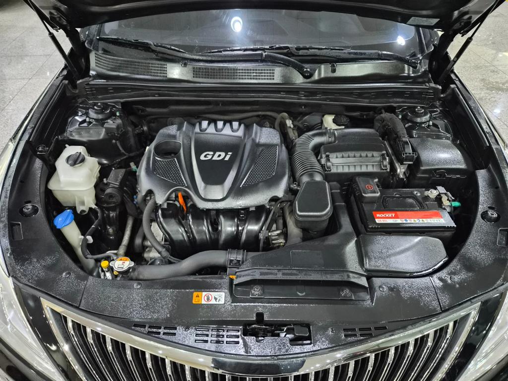 HYUNDAI Grandeur - Vista 6