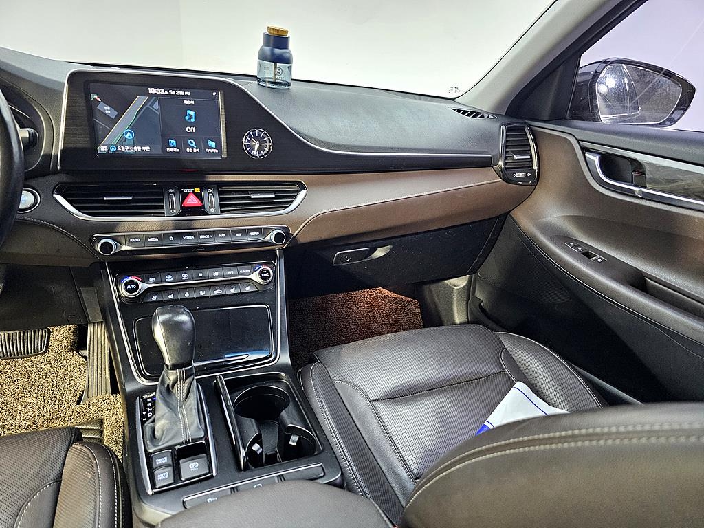HYUNDAI Grandeur - Vista 10