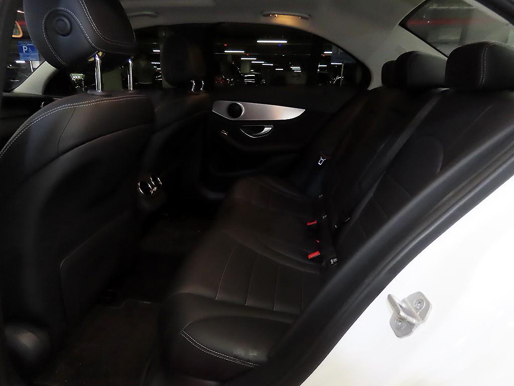 Mercedes Benz C Class - Vista 7