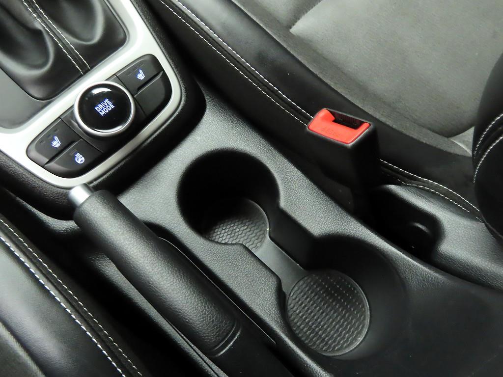 HYUNDAI Venue - Vista 11