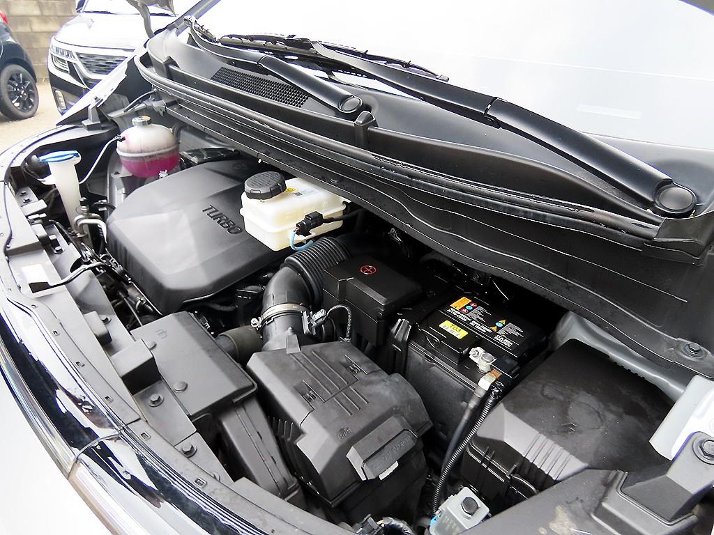 HYUNDAI Staria 2025 Plateado - Importación desde Corea - HF Imports Iquique - Foto 18