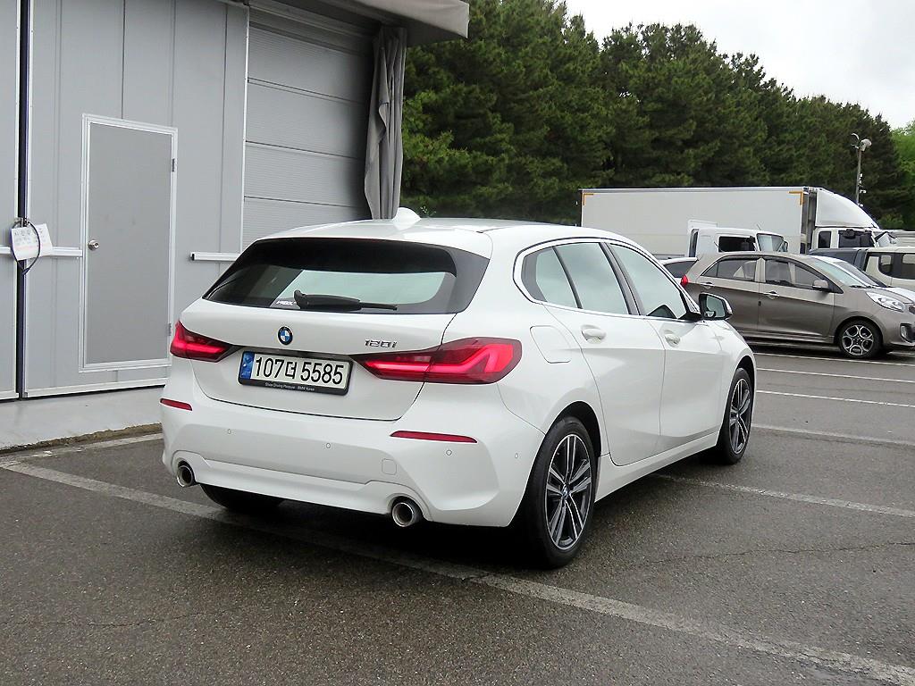 BMW 1 series - Vista 4