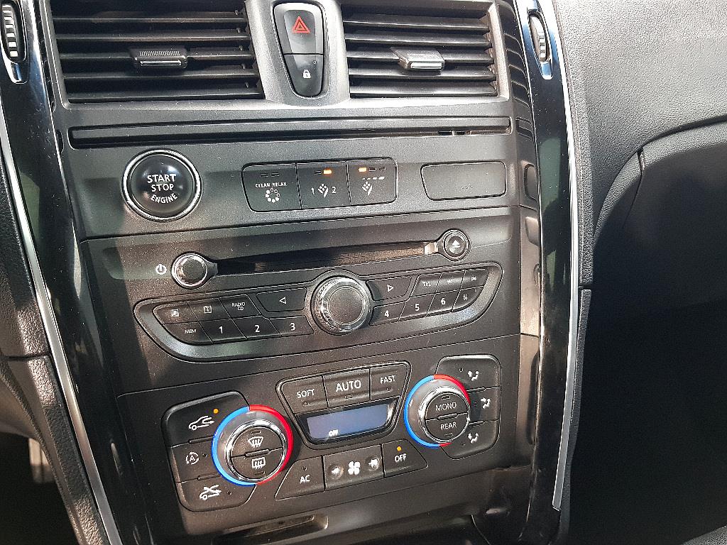 SAMSUNG SM7 - Vista 11