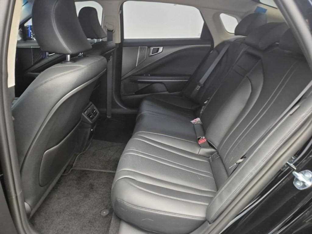 KIA K8 - Vista 12