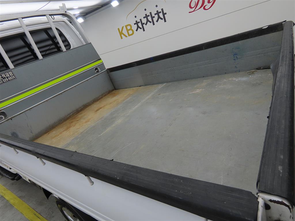 Small Truck Cargo (small) 2022 Blanco - Importación desde Corea - HF Imports Iquique - Foto 18