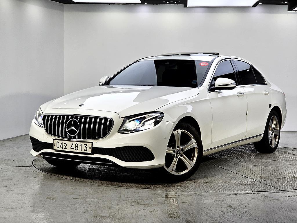 Mercedes Benz E class 2018 Blanco - Importación desde Corea - HF Imports Iquique - Foto 1