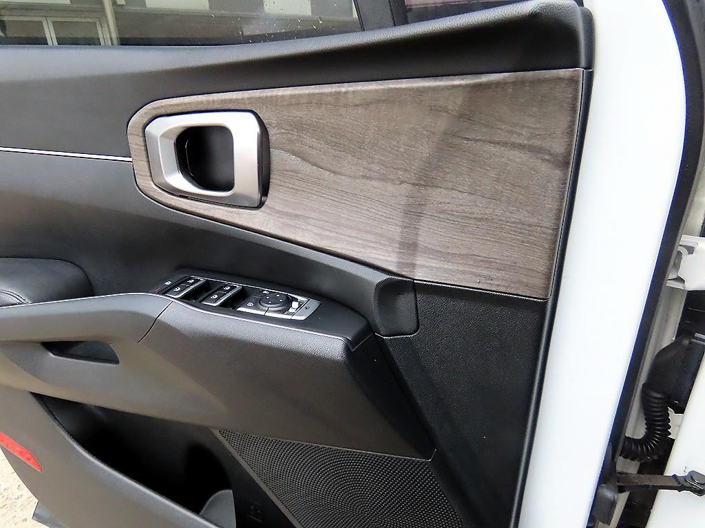 KIA Sorento - Vista 11
