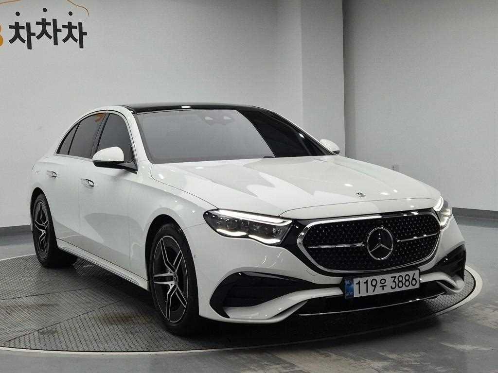 Mercedes Benz E class - Vista 4