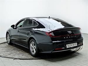HYUNDAI Sonata - Vista 8