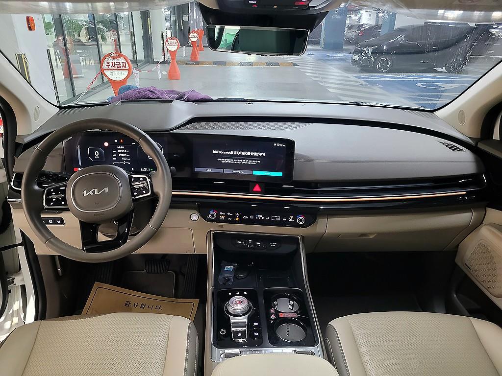KIA Carnival - Vista 6