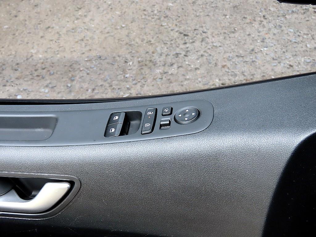 HYUNDAI Staria - Vista 11