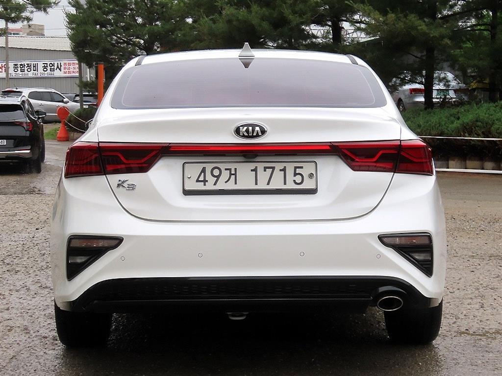 KIA K3 - Vista 4