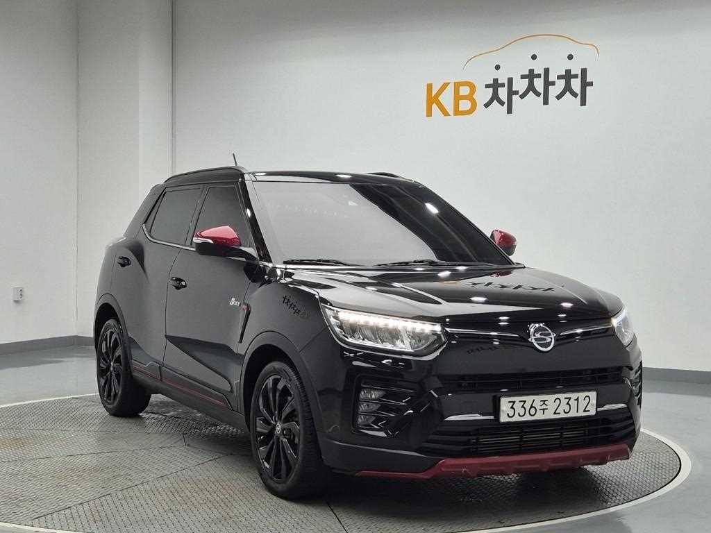 Ssangyong Tivoli - Vista 4
