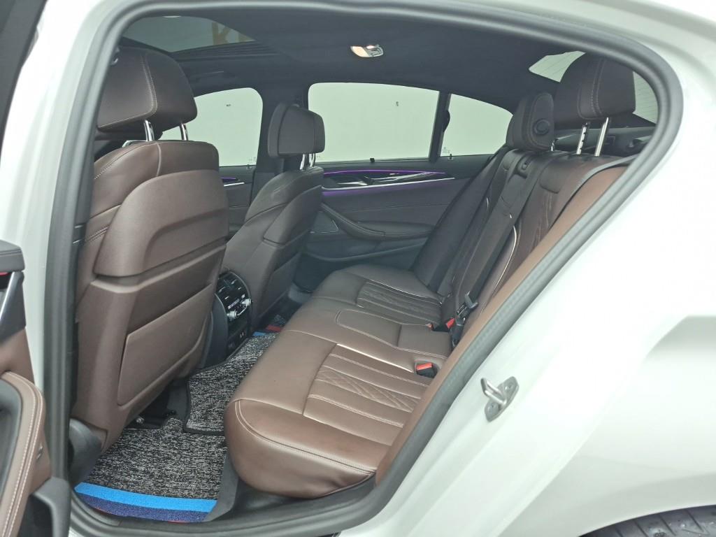 BMW 5 Series - Vista 12