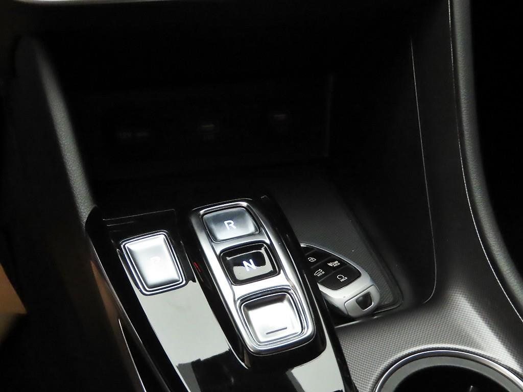 HYUNDAI Sonata - Vista 10